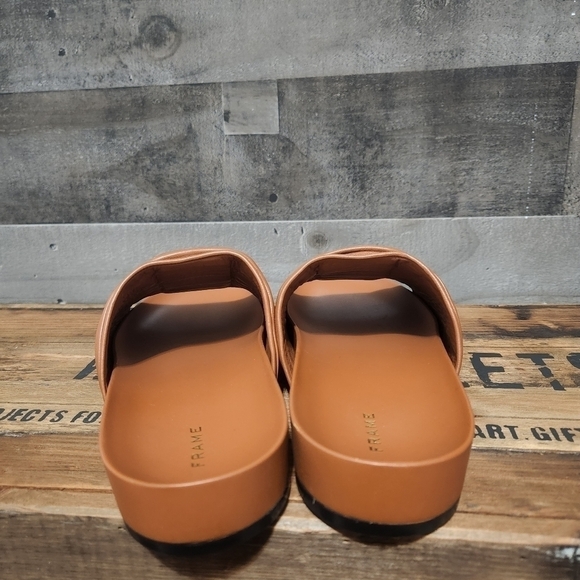 New FRAME Le Reese Slide Sandal - Picture 6 of 11
